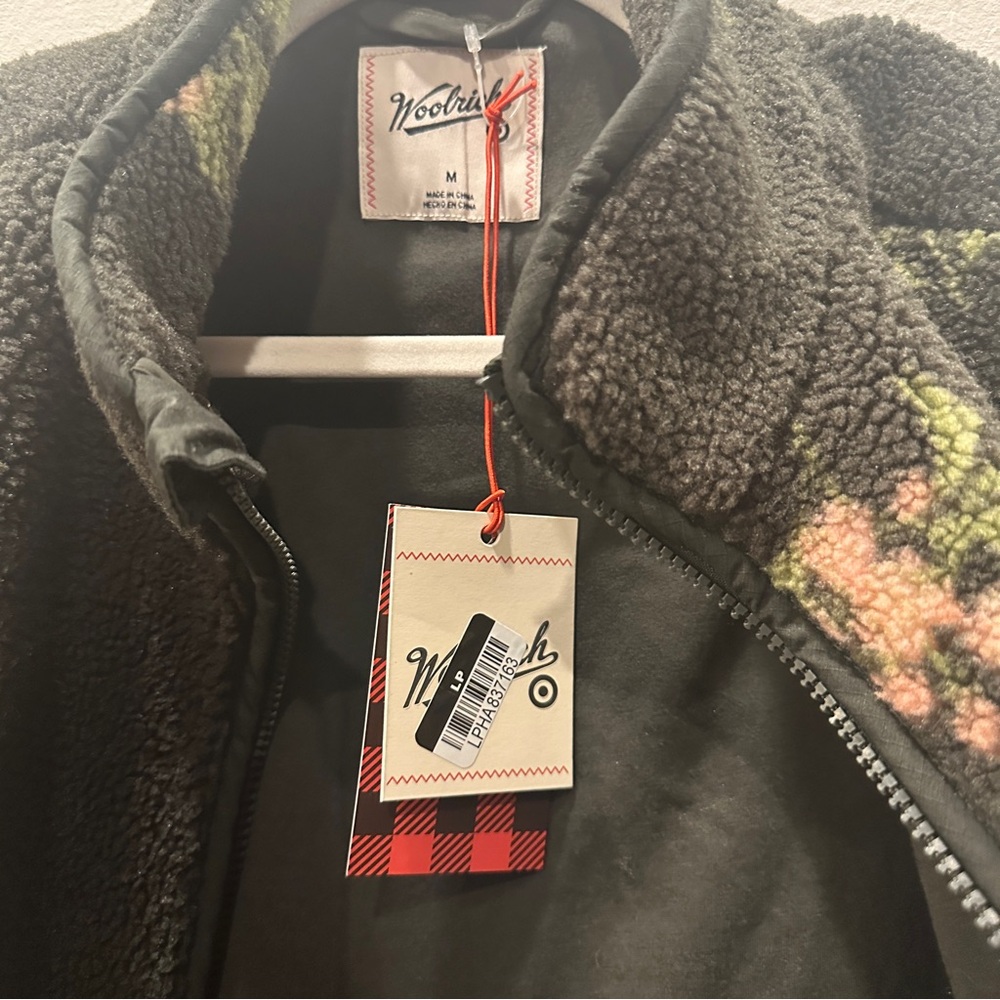 Woolrich Floral Fleece Medium SOLD OUT - Picture 9 of 9
